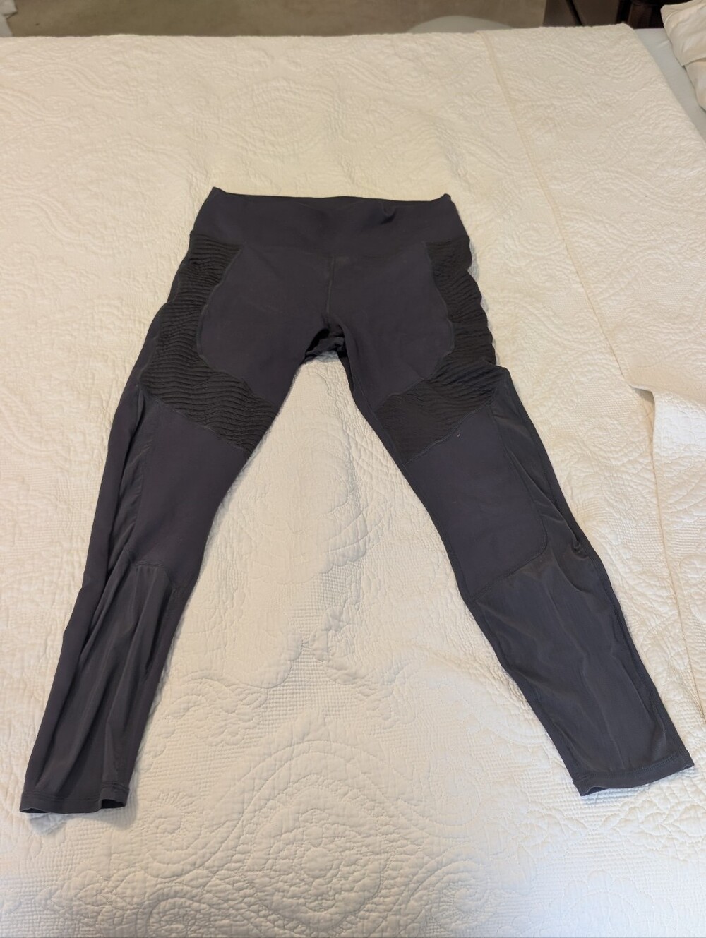 Demi Lovato Fabletics PowerHold Black Mesh Panel Leggings Size L